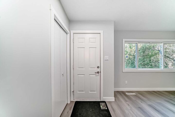 Property Photo: 1508 45 Street SE AB T2A 1N2