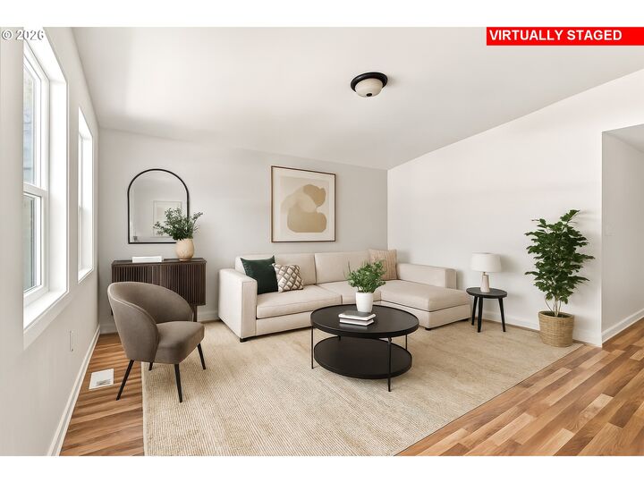 Property Photo: 6633 SE 83rd Ave OR 97266