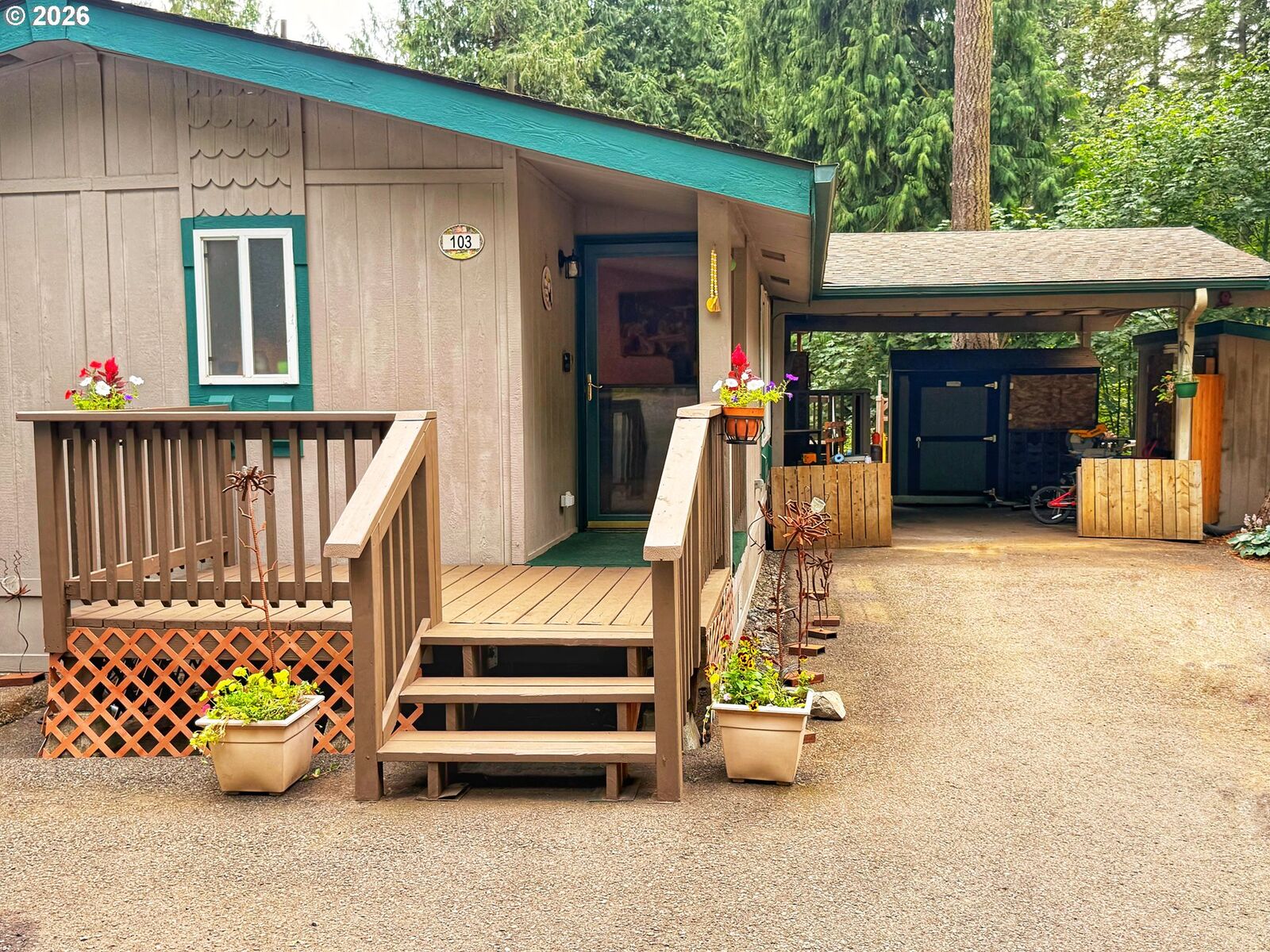Property Photo:  32700 SE Leewood Ln 103  OR 97009 
