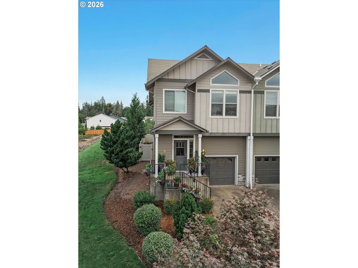 Property Photo: 15401 SE Cobalt Loop OR 97089