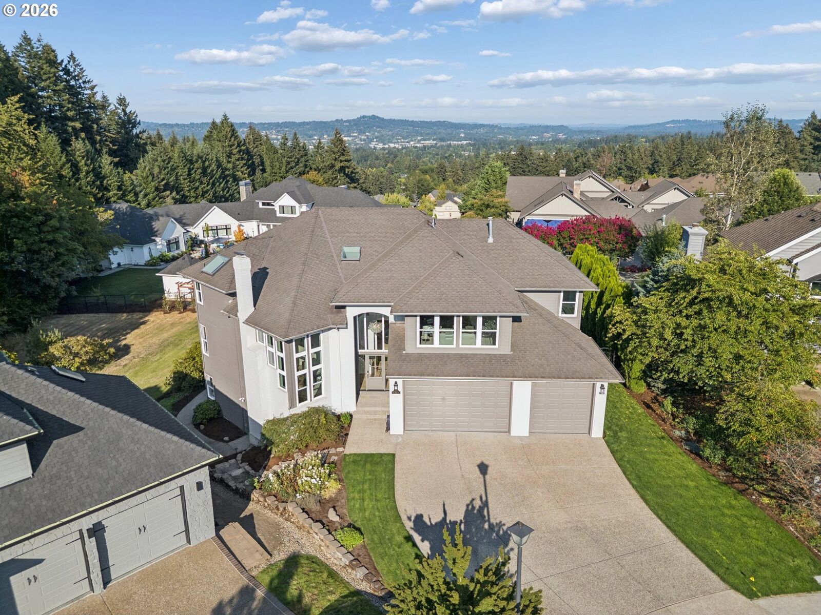 Property Photo:  13401 SW Mountain Ridge Ct  OR 97224 