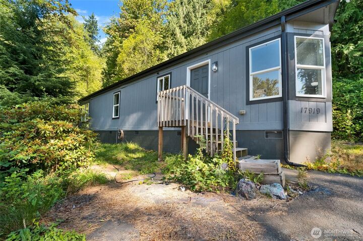 Property Photo: 17919 121st St NE NE WA 98223