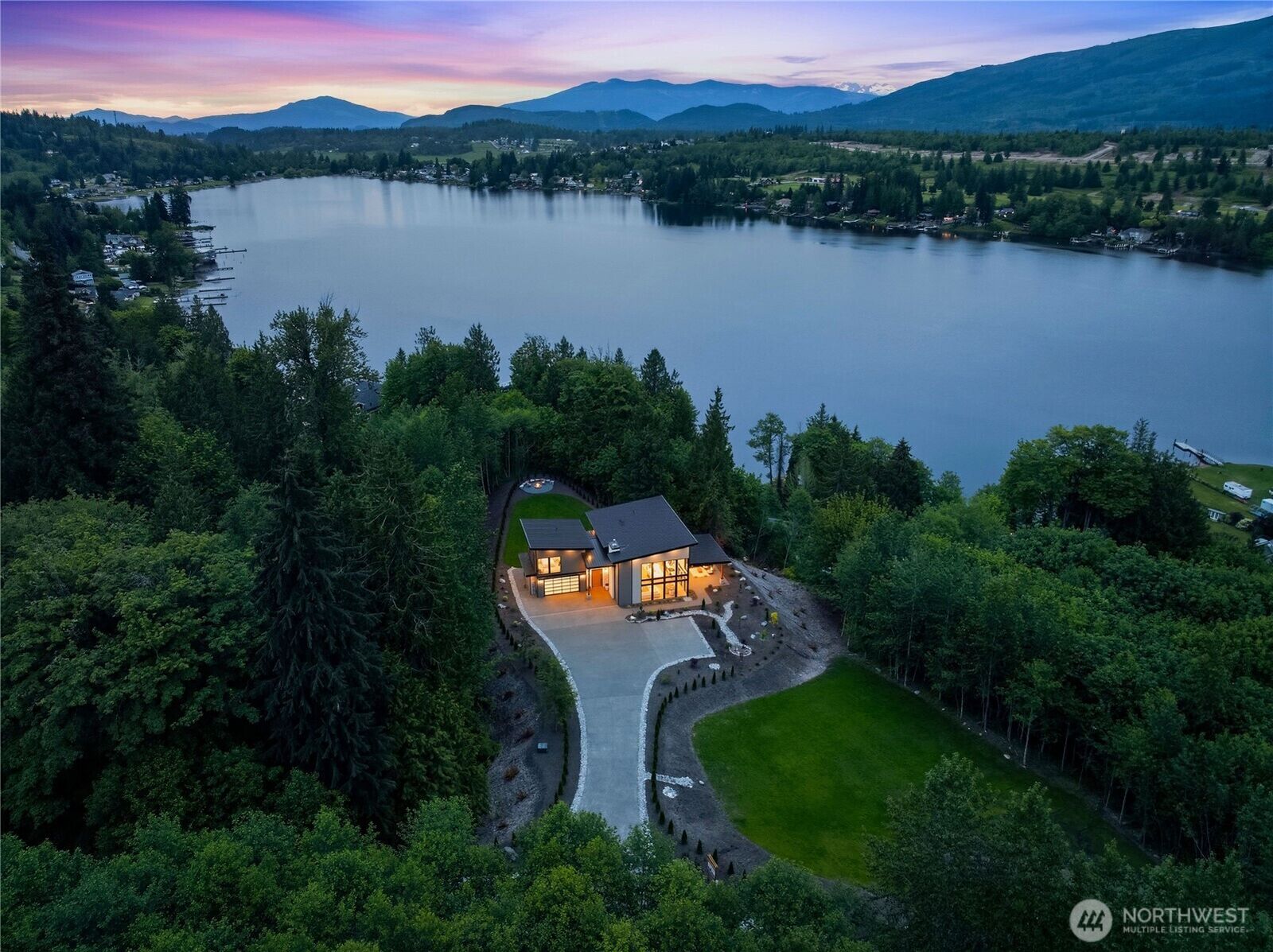 Property Photo:  18315  Majestic Ridge Lane  WA 98274 