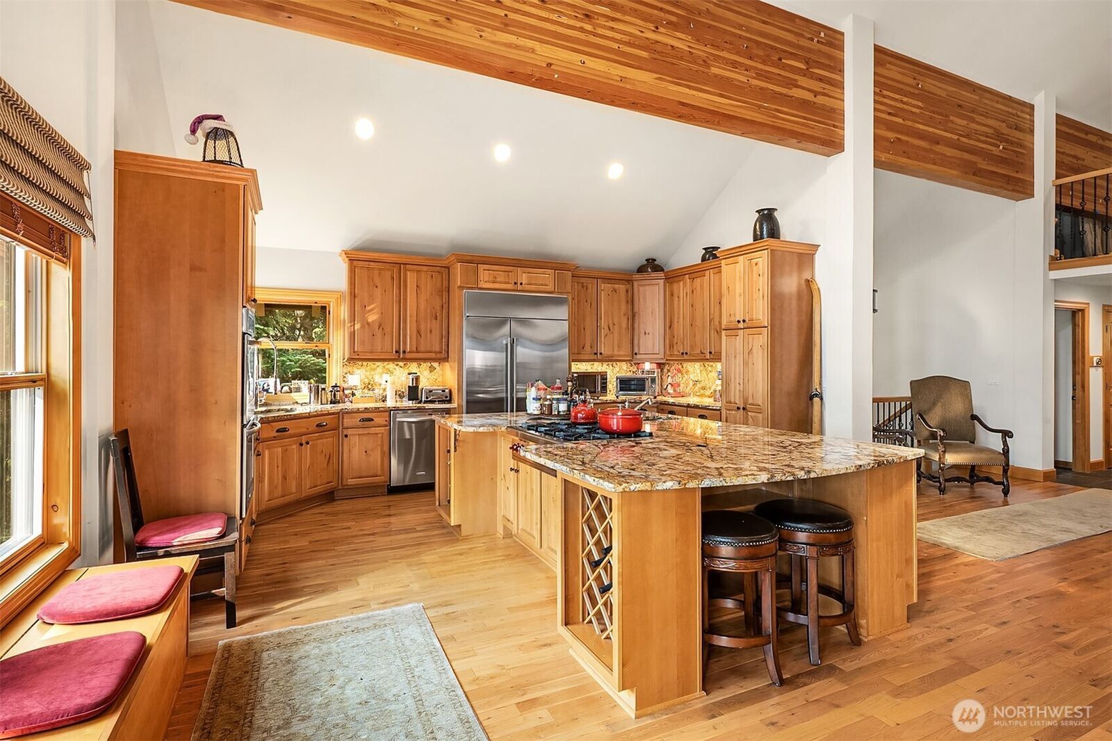 Property Photo:  65  Unter Strasse  WA 98068 