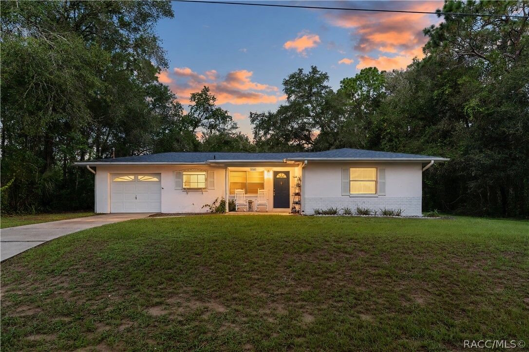 Property Photo:  1141 Fordham Terrace  FL 34452 