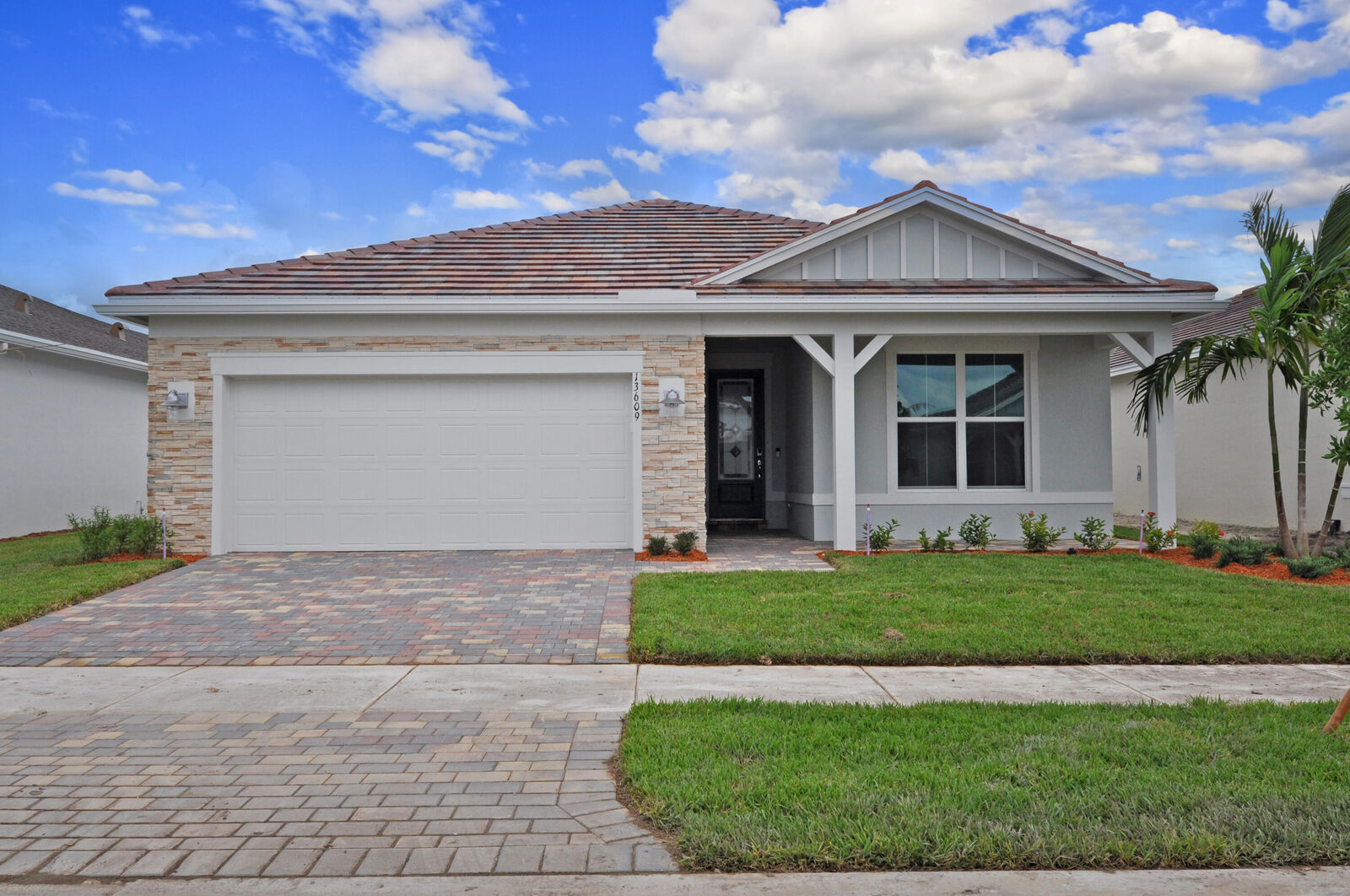 Property Photo:  13609 SW Vermillion Circle  FL 34987 