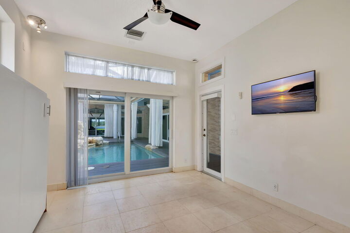Property Photo:  16334 Port Dickinson Drive  FL 33477 