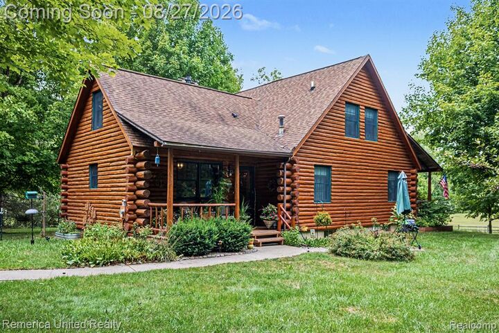 Property Photo:  10373 Twin Lakes Drive  MI 48463 