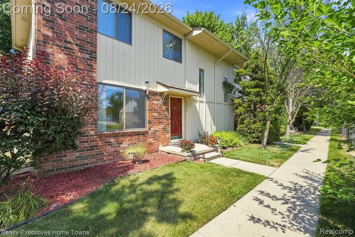 Property Photo:  40830 Highpointe Drive 17  MI 48038 