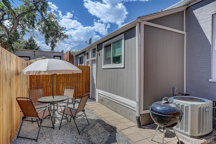 Property Photo:  420 W 7th Avenue  CO 80204 