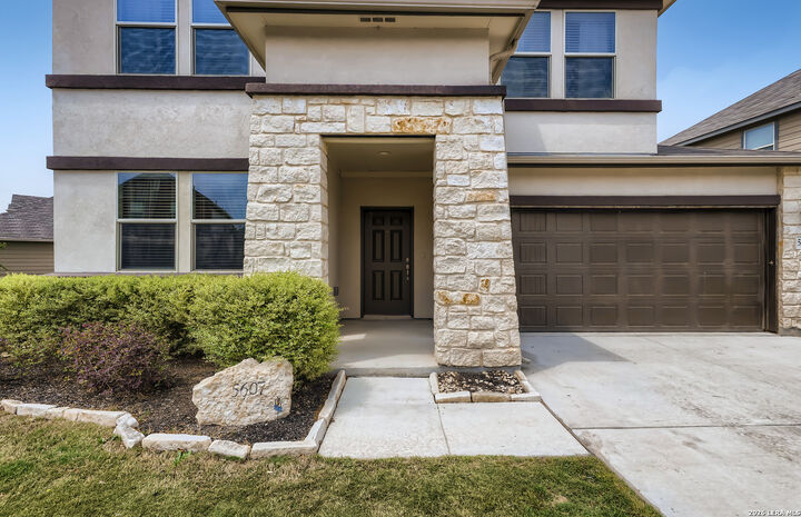Property Photo:  5607 Burr Blf  TX 78266 