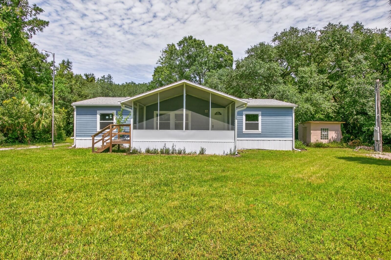 Property Photo:  6593 Crooked Creek Ln  FL 32095 