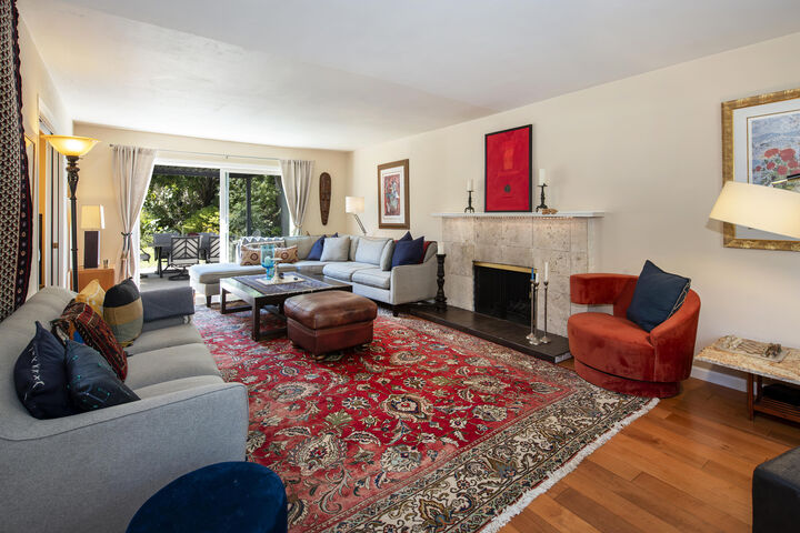 Property Photo: 885 N Patterson Avenue CA 93111