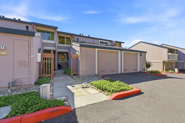 Property Photo:  1349 Merrivale West Square  CA 95117 