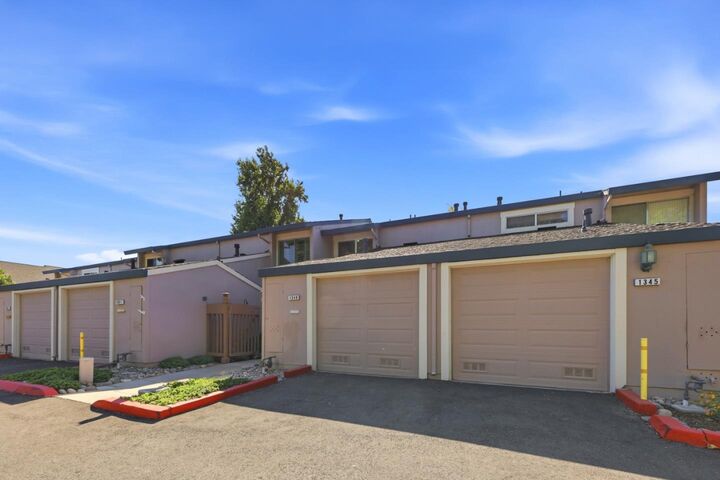 Property Photo: 1349 Merrivale West Square CA 95117