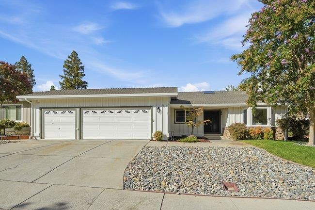Property Photo: 1523 Foster Court CA 95120