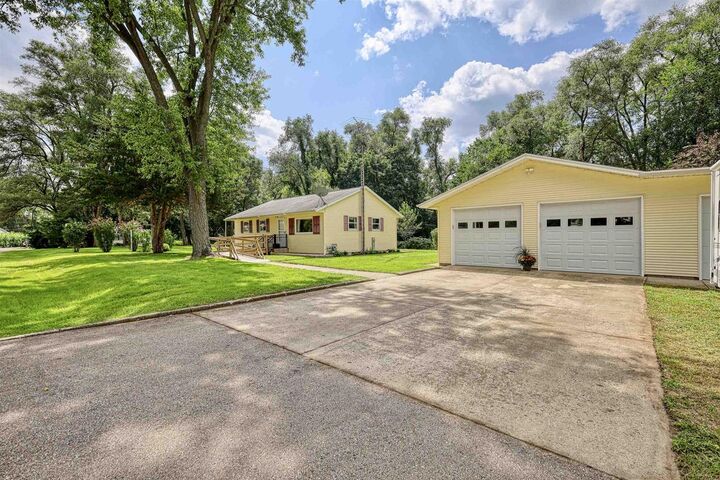 Property Photo: 2012 S Terry Court WI 53511