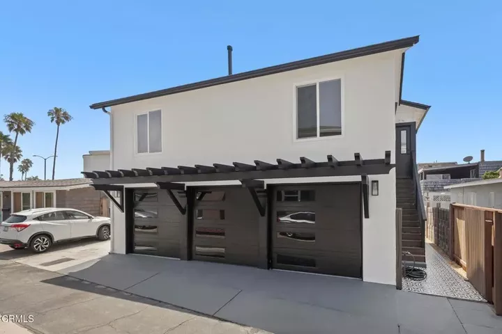 Property Photo: 934 Sharon Lane CA 93001