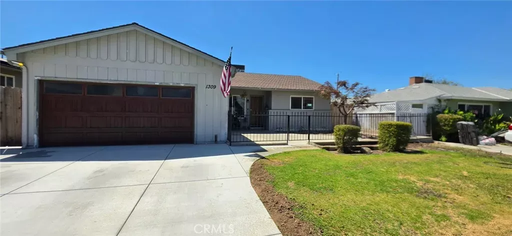 Property Photo:  1309 Shattuck Avenue  CA 93305 