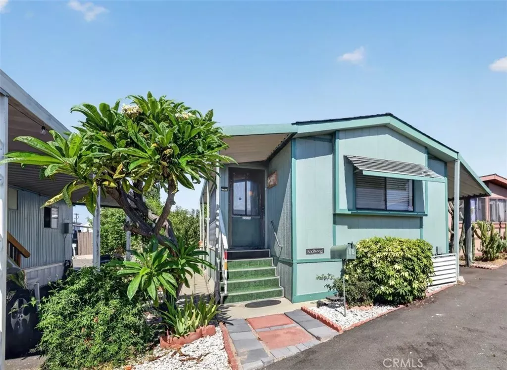 Property Photo: 1020 S Mountain CA 91016