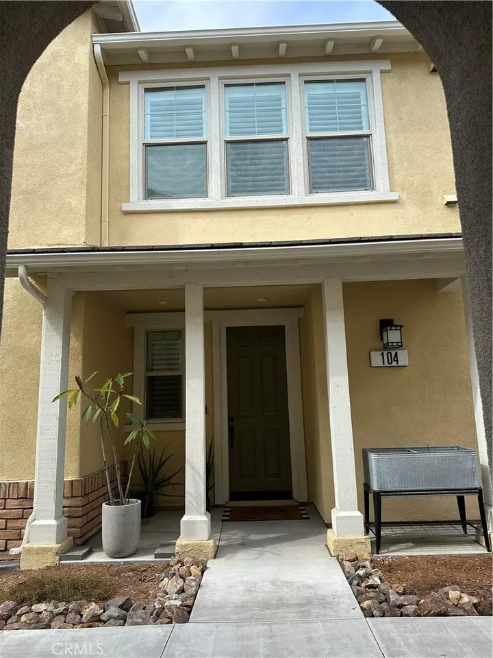 Property Photo:  104 Jaripol Circle  CA 92694 