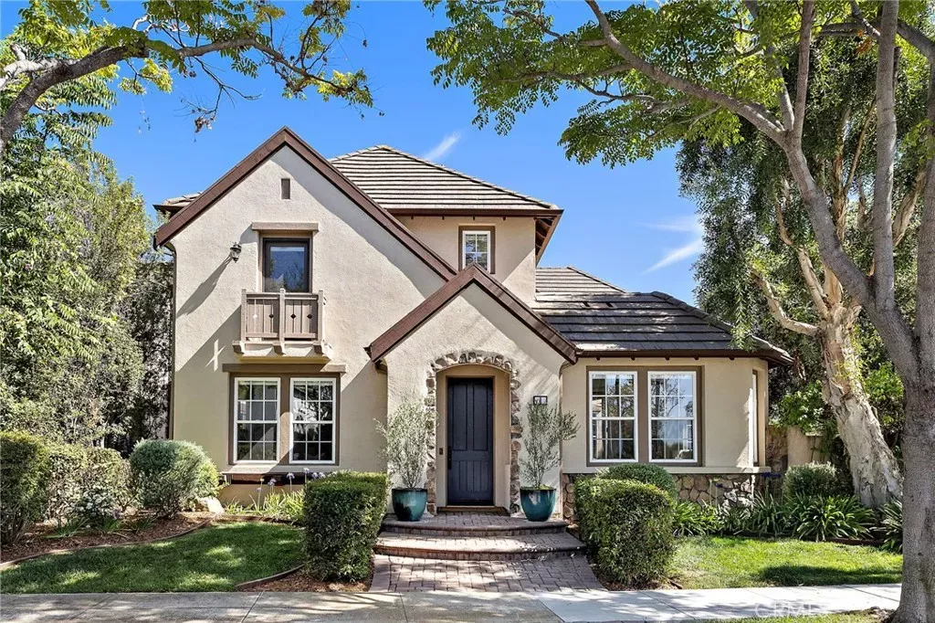 Property Photo:  2 Mayville Place  CA 92694 