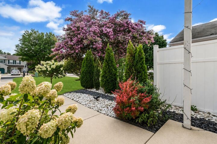 Property Photo:  16 Allison Pl  NJ 08234 