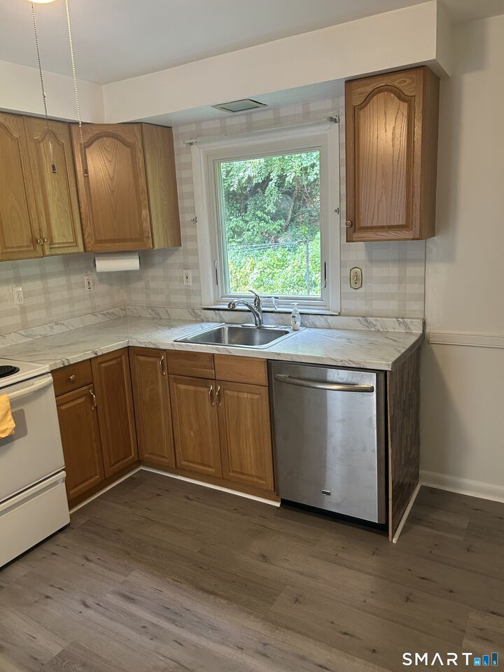 Property Photo:  56 Wakelee Avenue 29  CT 06484 