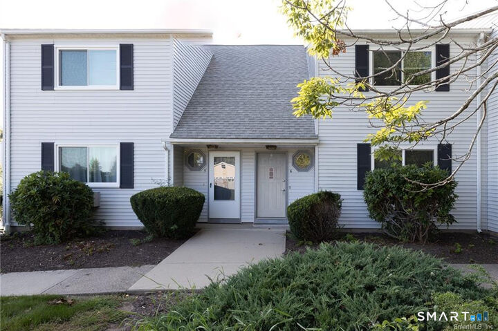 Property Photo:  565 Clark Avenue 6  CT 06010 