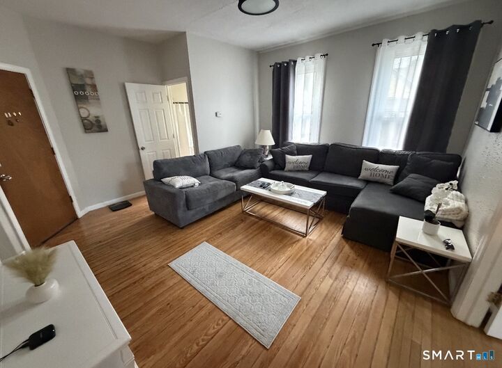 Property Photo: 129 Union Street 129 CT 06066
