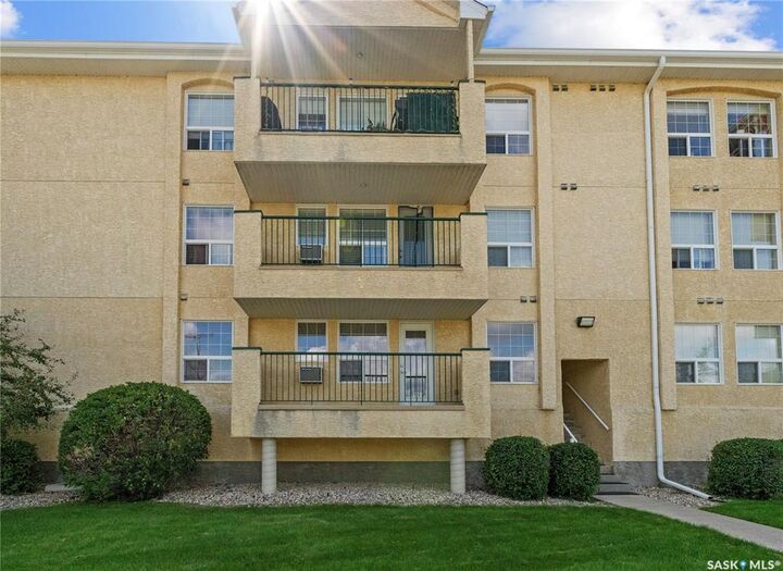 Property Photo:  100 1st Avenue S 114  SK S0K 2T0 