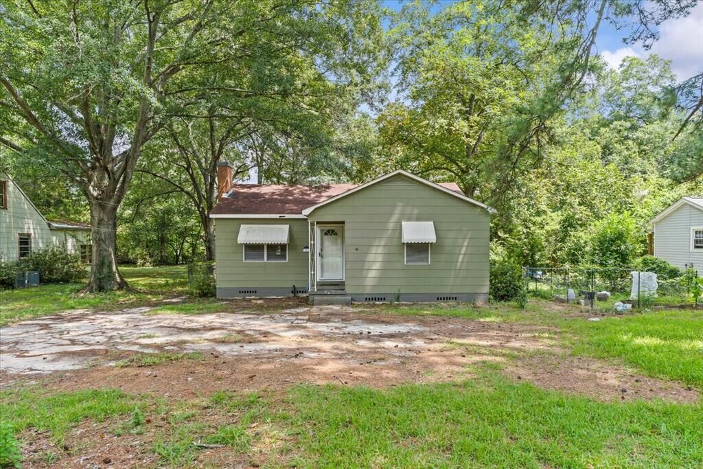 Property Photo: 311 Highland AL 36301