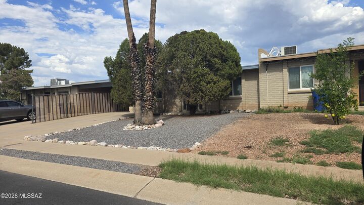 Property Photo:  3637 S Edmonton Avenue  AZ 85730 
