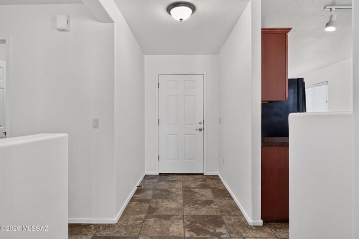 Property Photo: 6512 W Swan Falls Way AZ 85757