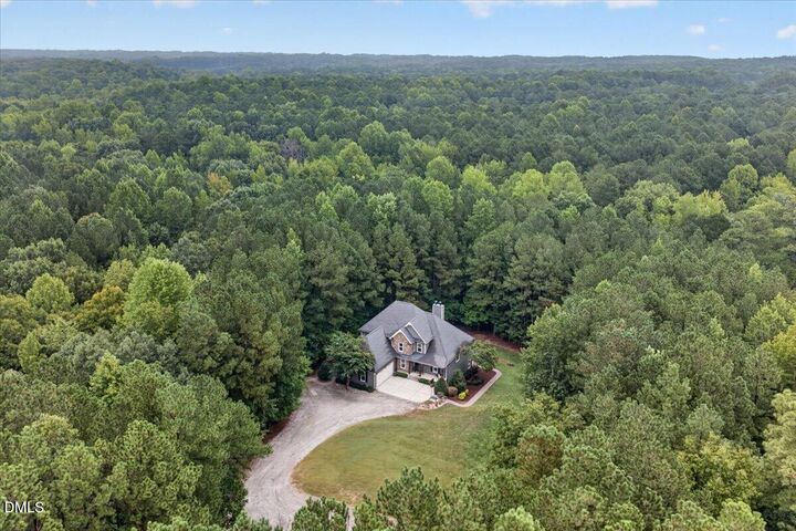 Property Photo: 4002 Stoneway Court NC 27587