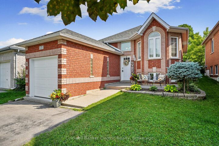 Property Photo: 121 Haden Avenue ON K9H 7P6
