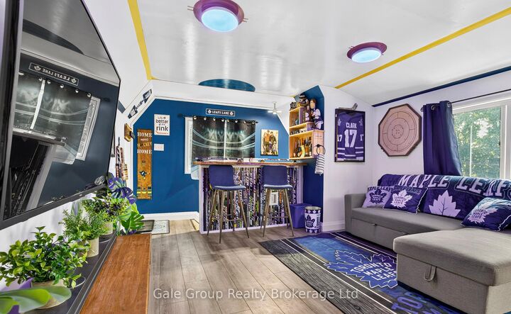 Property Photo:  7 Fidler Avenue  ON N4S 7J1 
