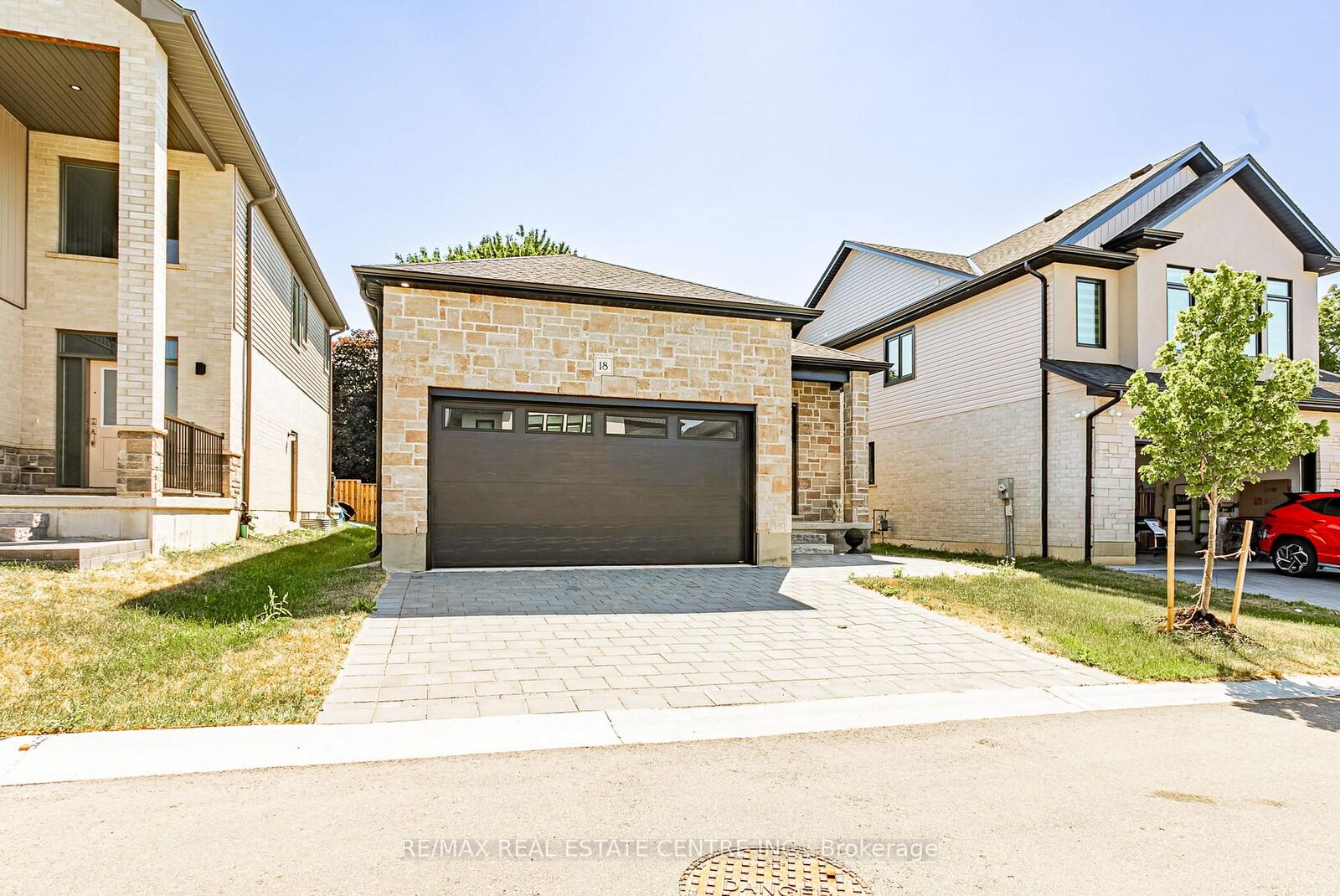 Property Photo: 7966 Fallon Drive 18 ON N0M 1V0