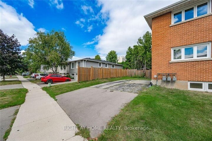 Property Photo:  1385 Olga Drive B  ON L7S 1L1 
