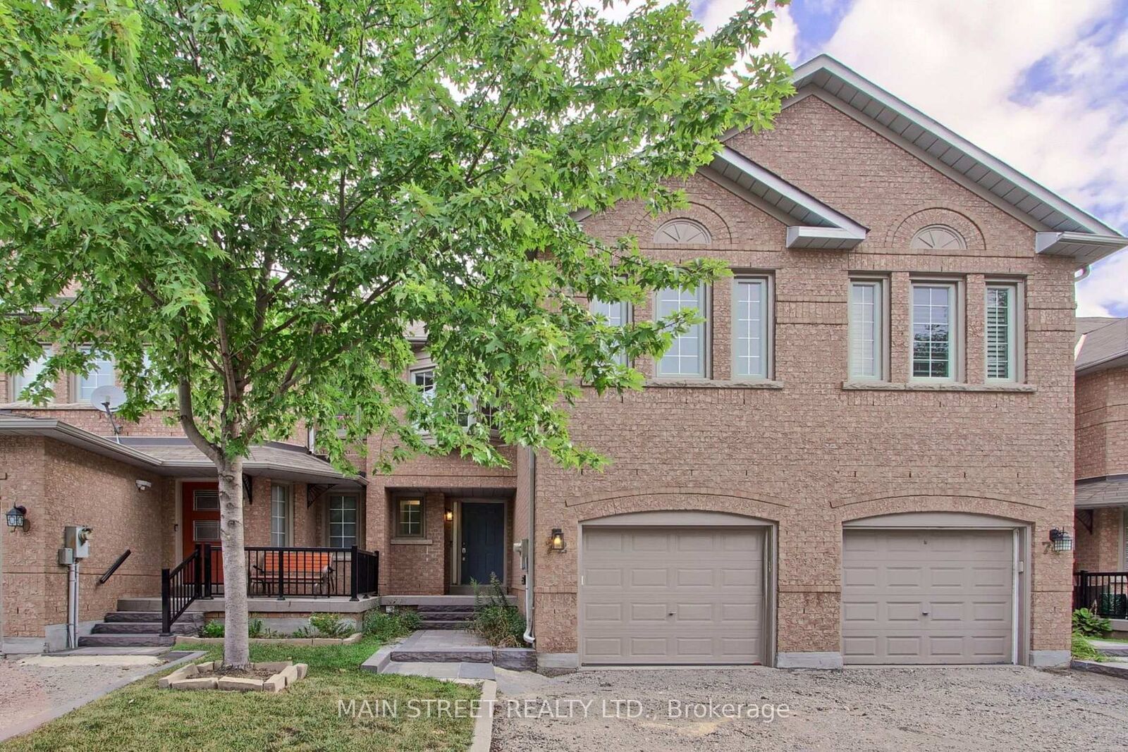 Property Photo: 72 Alameda Circle ON L4J 8A6