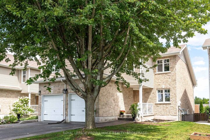 Property Photo:  974 Swanfield Street  ON K7M 0A6 