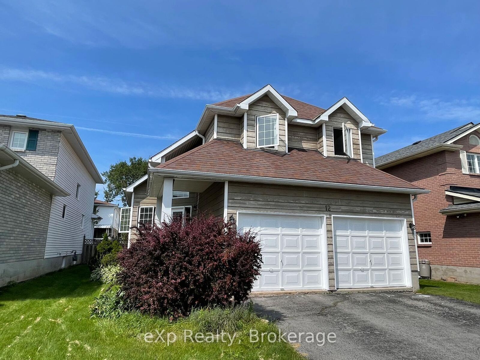 Property Photo:  12 Sherwood Crescent  ON K8P 5G1 