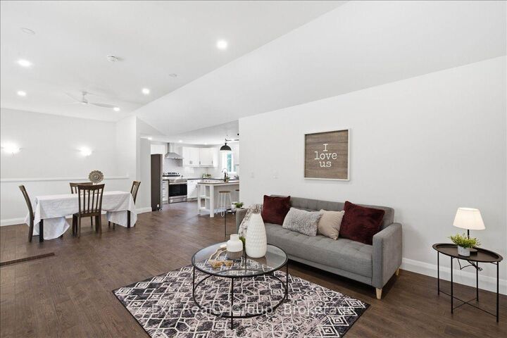 Property Photo: 8 Albert Street ON K0K 2T0