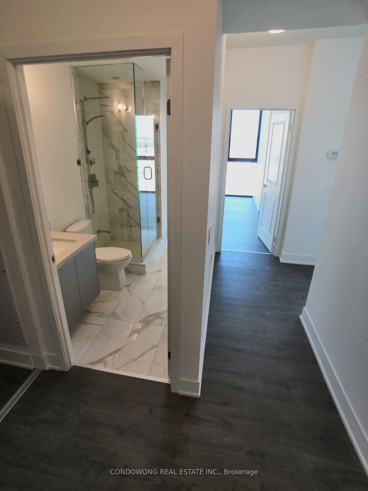 Property Photo:  2916 Highway 7 N/A 1608  ON L4K 0K6 