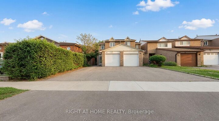 35 Chalfield Lane — photo 1