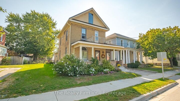 Property Photo:  94 Woodstock Street N  ON N0B 2R0 