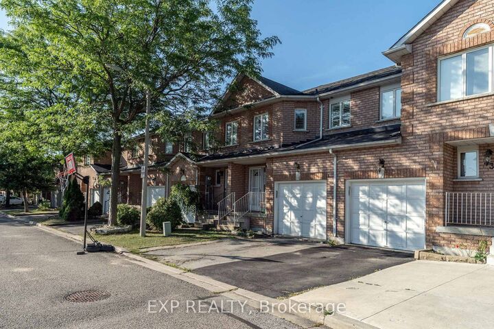 Property Photo:  200 Cresthaven Road 45  ON L7A 1J5 