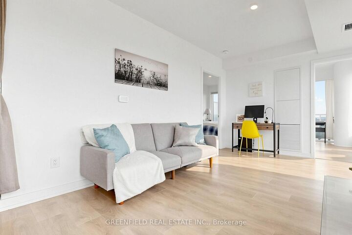 Property Photo:  1100 Sheppard Avenue W 626  ON M3A 0G8 