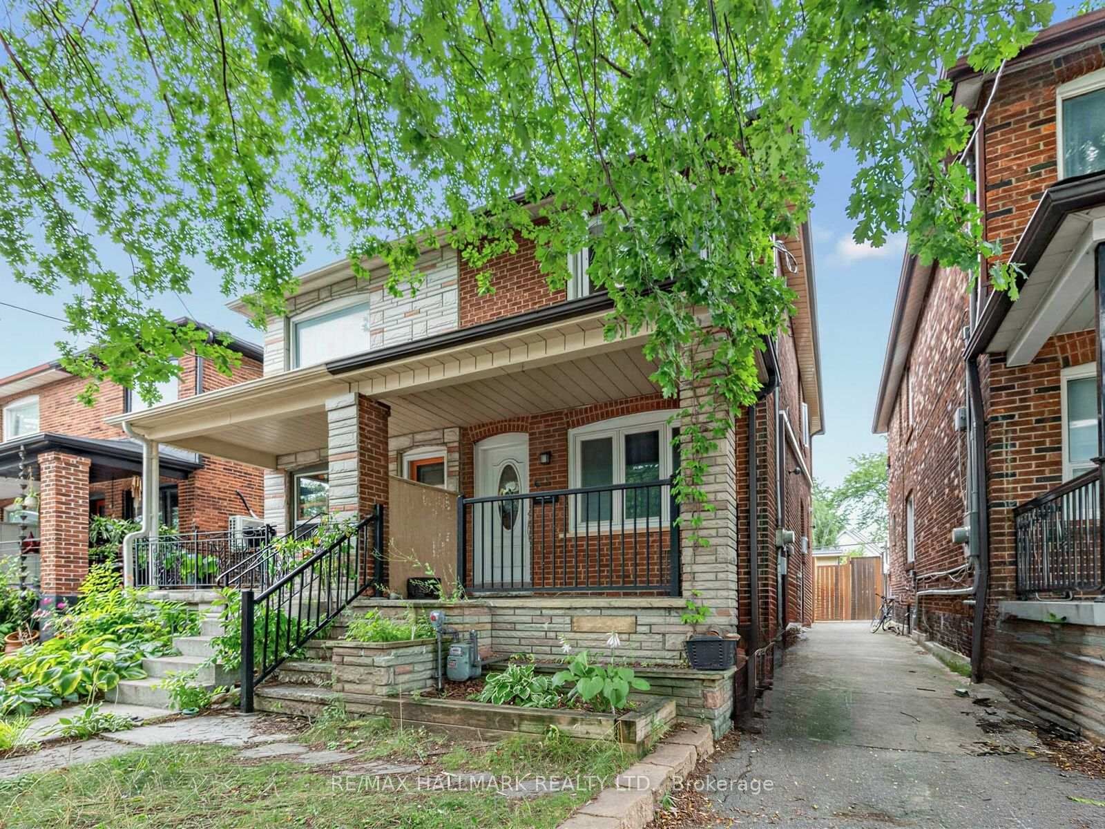 Property Photo:  271 Atlas Avenue Lower  ON M6C 3P8 