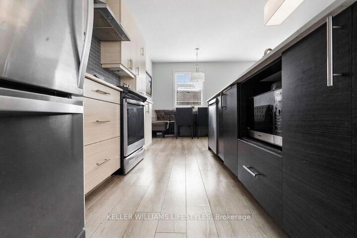 Property Photo:  3025 Singleton Avenue 52  ON N6L 0E6 